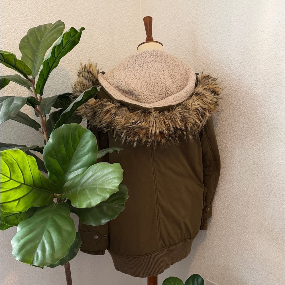 Zara Olive Green Parka with Faux Fur Hood - Picture 6 of 16